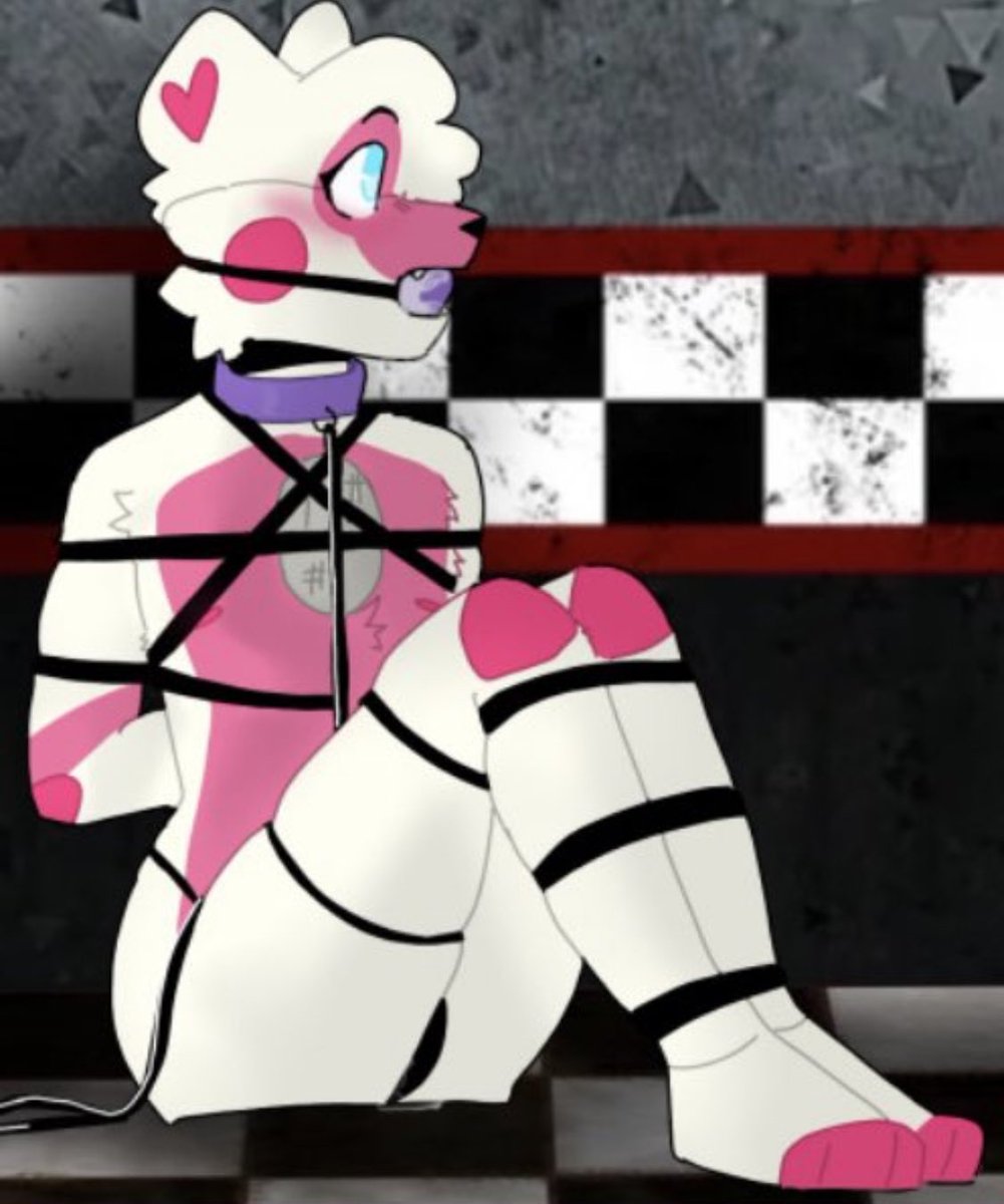 FUNtime_NSFW's tweet photo. 🩷🐻‍❄️FUN-Time Freddy🐻‍❄️🩷

Funtime Animatronic from down below.

"I’m here to give you a FUN-time."

A Gay Bottom/Submissive Bear.

No art here belongs to me.

DMs Open for RP &amp; Chatting. Feel free to interact and DM me!

THIS IS NSFW RP ACC.
(18+ ONLY. NO MINORS.)
//20 IRL// https://t.co/ZdCdLODZcg