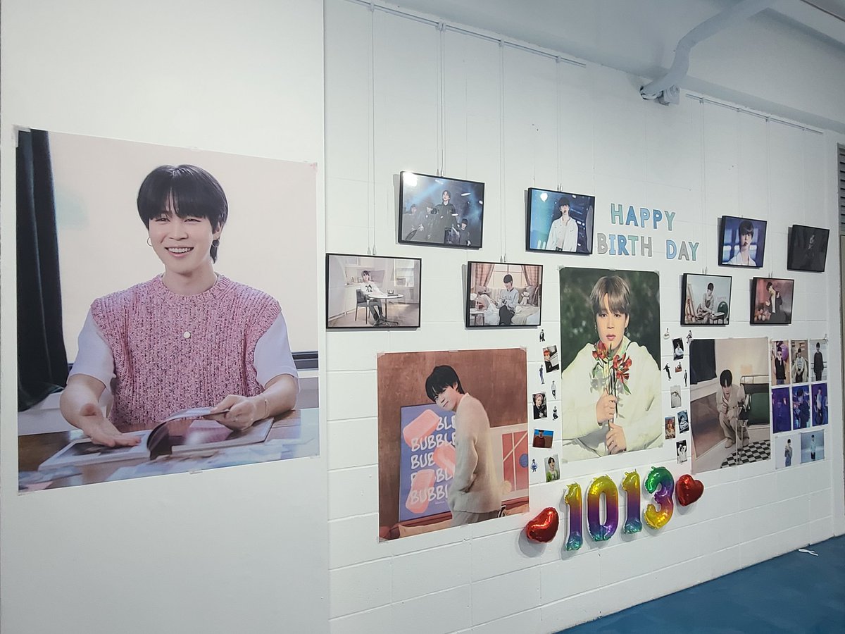 harang8351's tweet photo. @HAPPY_613_BTS 
@Dolphin_Story_
#지민이를_품은_10월의_달
현생의 틈새에 덕질로 힐링하는 나.
점심은 넣어두고 돌고래 카페로 Go!!
지민이는 원래 매력덩어린데!
돌핀에서는 1013%매력이 UpGrade!
(후기폼 미쳐따.😆)
극I인 나에겐 아는 돌핀이 딱! ㅎ https://t.co/eS0Z5m3L8t