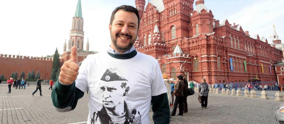 PabloIglesias's tweet photo. En España todavía hay miembros del gobierno que defienden los derechos humanos, la legalidad internacional y el derecho de Palestina a existir. Mientras que en Italia hay un gobierno con fascistas y con cobardes ridículos como usted. Un saludo https://t.co/5FaDsYCWfJ