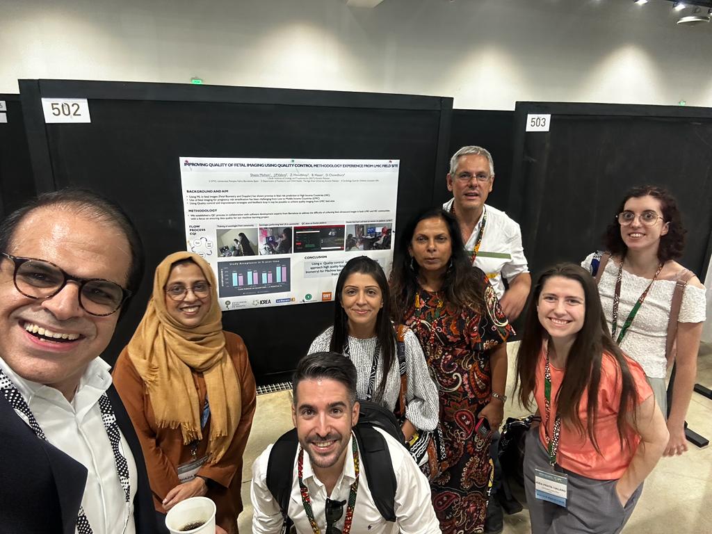 atifasadjan's tweet image. Science Saves lives
Innovations Save Lives
Collaboration Saves Lives
Our team from @SIUT along with their collaborators from Barcelona, US and @AKUGlobal presented their #AI work on antenatal risk stratification at the #GCAM2023 in Dakar Senegal
