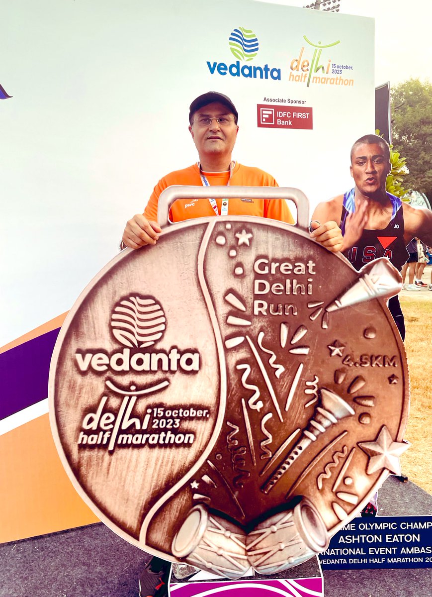 sumeetsh's tweet photo. @DelhiHM_  thanks for wonderful arrangements… Glad to have run 10k 
Enjoyed running past India Gate and earning #VDHM medal with pride! 

#VedantaDHM23 #RangDeDilli https://t.co/9uRe5KVjYE