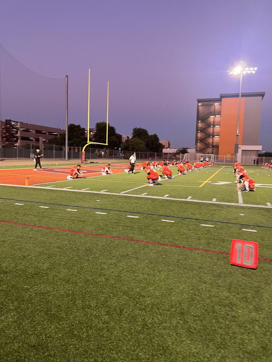 trellmix_17's tweet photo. Thank you @Coach_Jmanzo and @CoachAngelOrtiz for the gameday visit and tour i had a lot of fun at OTTAWA
@CoachPerrone 
Go spirits‼️‼️ https://t.co/uG66t9p4oh