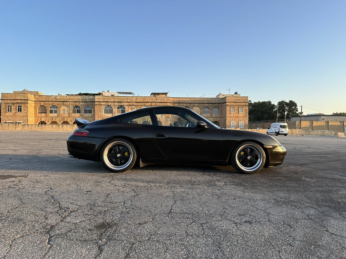 911blackyellow's tweet photo. Sunday Ride and Coffee

#porsche #everyday #getoutanddrive #rideandcoffee #sunday #morning #ride #carrera #carrera996 #carrera4 https://t.co/mEyKpjVGtq