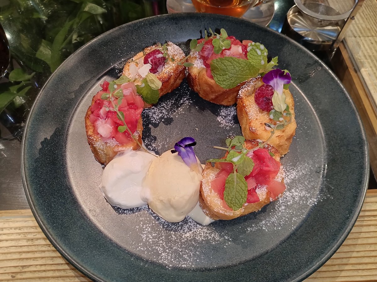 minminplum's tweet photo. 今日は他士業の方とランチでした！
可愛いお店でとても楽しかった🌷
同世代とのつながりももっと増えるといいな🥰 https://t.co/VUWm2UJRkq