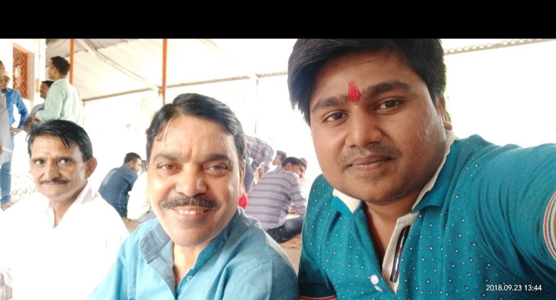 JayramSinghKus3's tweet photo. प्रिय चाचा हम सबके प्रिय चाचा जी को टिकट मिलने पर बहुत-बहुत बधाई दतिया विधानसभा के भविष्य के विधायक प्रिय चाचा जी
@abdeshnayak https://t.co/s3ZKKkfQtj