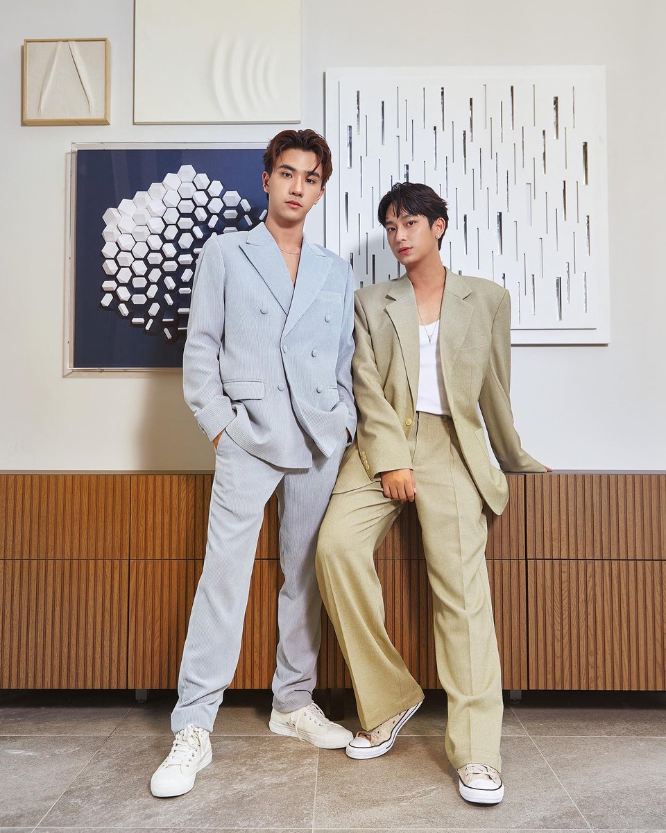 boonzoonlee's tweet photo. เพิร์ธชิม่อน หล่อมาก หล่ออันตราย ❤️🔥🖤💛
📌https://t.co/P6KEQDn7nM
IG : donking______
#Hugmagazine
#HugmagxPerthChimon
#DangerousRomance #หัวใจในสายลม #PerthTanapon #KDPPE
#ChimonWachirawit
#PerthChimon https://t.co/rIOirekgRr