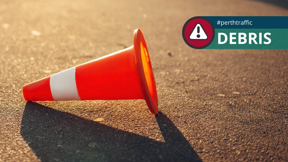 Perth_Traffic's tweet image. LOST LOAD – KWINANA FREEWAY SOUTHBOUND AT NEERABUP ROAD, WANNEROO
Both lanes affected by debris
Vehicle in left emergency lane
No traffic delays
Motorists out of vehicle collecting debris, drive with caution ow.ly/U3VN50PWQ95 #perthtraffic