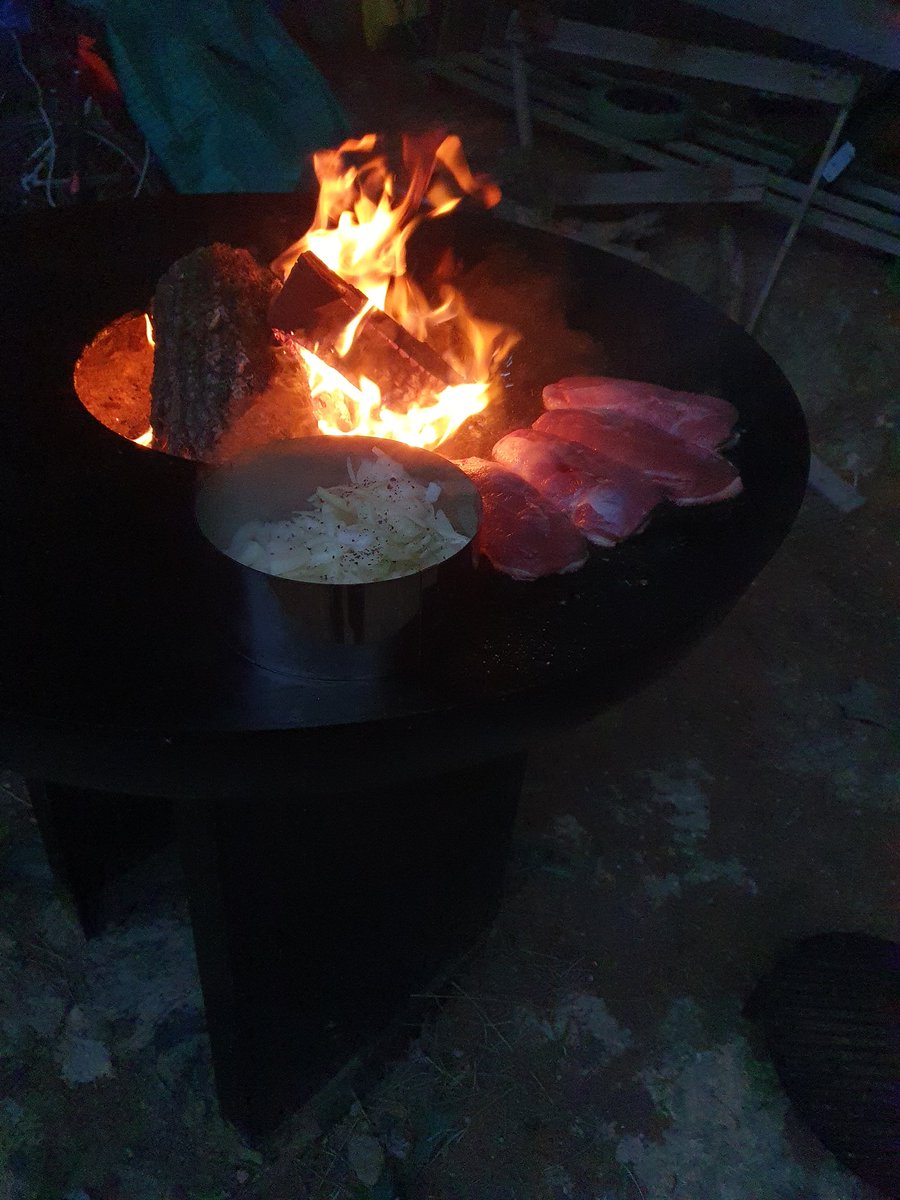 ozyx BBQ tweet media