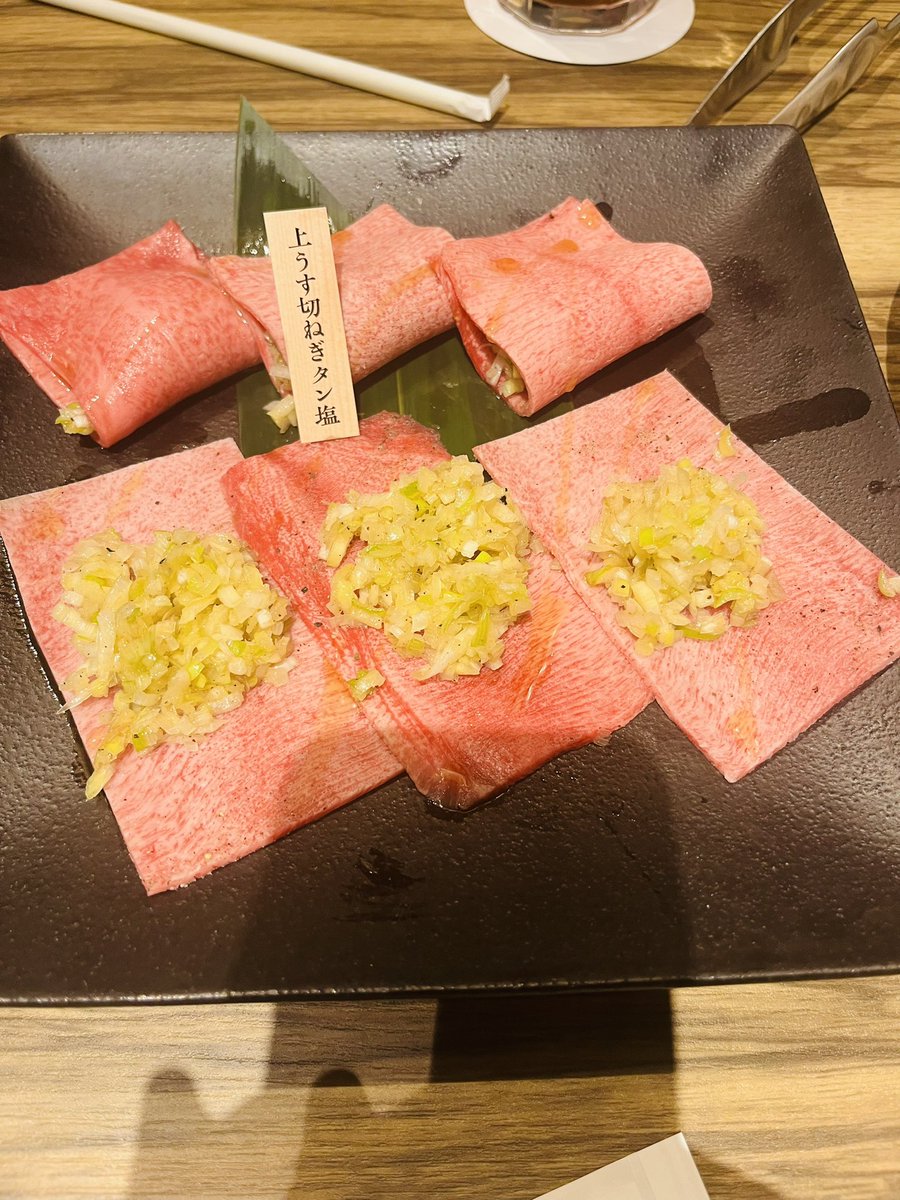 mamarin_0428's tweet photo. 久しぶりにほとりさんとデート🥰
急遽でも予定が合うのが仲良しの証かなぁ(笑)
誘ってくれるの親孝行だよね🙏✨
#おにょらーのつぶやき 
#いがらしほとり 
#焼肉 https://t.co/3vKAu7xL2k