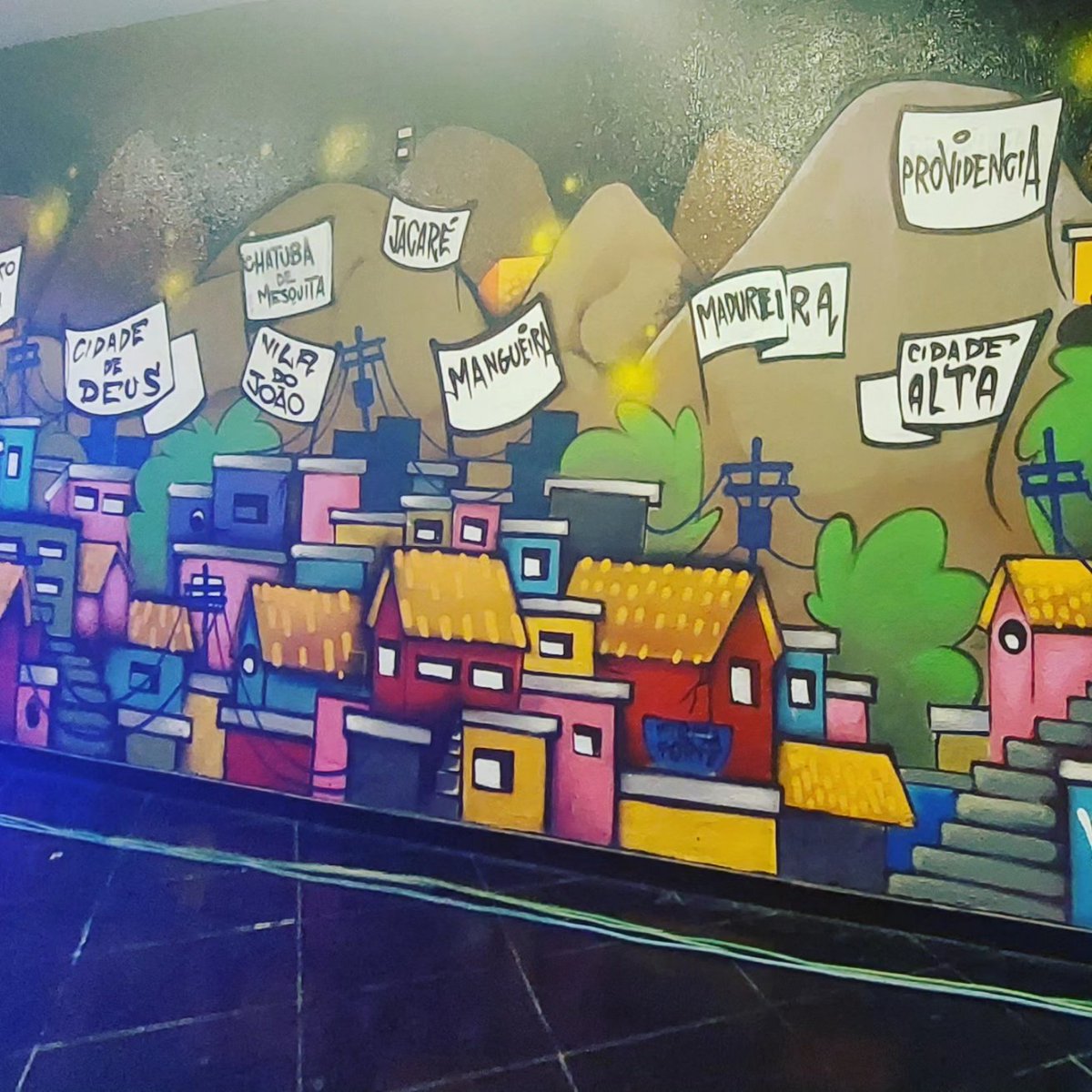 PAUROLABRACH's tweet photo. #unidosdafavela 
#cineidealfavela 
#cineideal 
#lgbtqia https://t.co/WjJIPiS3l0