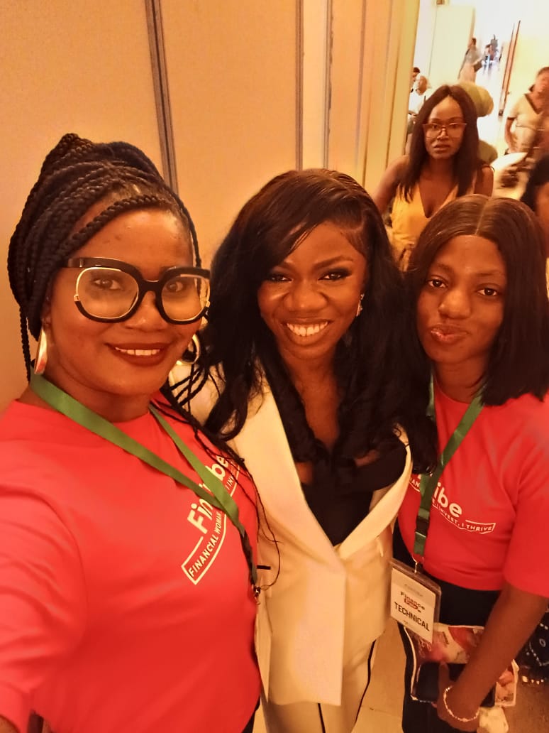 wendovo_gwenovo's tweet photo. Chilled with the financial lady herself @TheFintribe
#fintribefair https://t.co/LySB8zZUmG