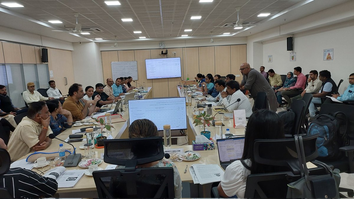 Chiraag2022's tweet photo. 4 th Implementation Support mission Chiraag ( 12 to 18 oct 2023 ) #meetings on various #thematic #Discussion #IFS #Climateresalient
#Agroforesty #agriculture #NutritionSupportive #SocialEnvironment #NGGB #ValuechainMarketing
@IASTripathiCG @KPSingh_IAS https://t.co/D0jVaDhDZ3
