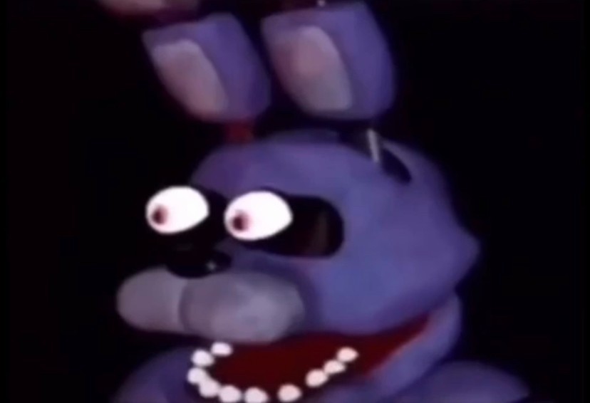 LeoniskiXd's tweet photo. Yo viendo los TV spots 🤩 de la peli de #fnaf https://t.co/tu0PWZufuJ