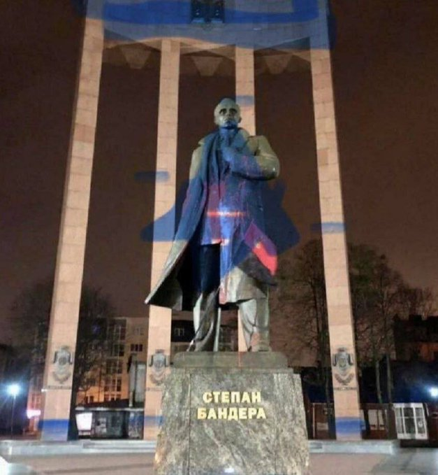 ☭Comrade blue710 tweet media