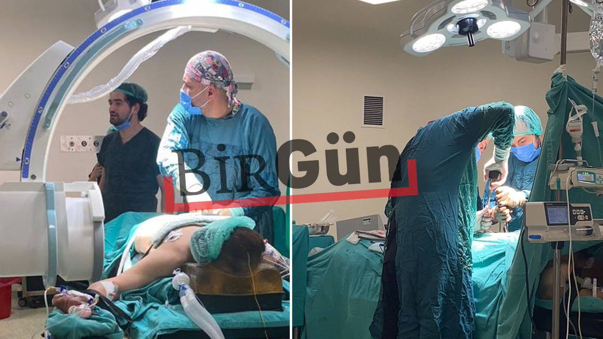 yirmiucderece's tweet photo. Bozüyük Devlet Hastanesi’nde beyin cerrahı Sezer Zehir’in ameliyatlara temizlik görevlisi ile medikal malzeme satan firmanın çalışanlarını alıp cerrahi işlem yaptırdığı ortaya çıktı.

Ameliyat esnasında çekilen fotoğraflarda, genel anestezi ile uyutulan bir hastaya hastanenin Cengiz isimli temizlik görevlisi tarafından, bir başka ameliyatta ise medikal firma çalışanı olduğu iddia edilen Erman ve Rıfat isimli şahısların cerrahi müdahalede bulunduğu görüldü

(BirGün-İsmail Arı)