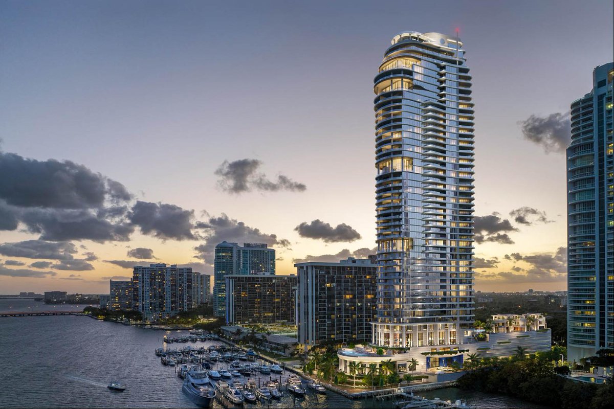 propgoluxury's tweet photo. FOR SALE - 1809 Brickell Ave, #32C, Miami, FL https://t.co/mnh5SxfVqn https://t.co/XEydJmTWSF