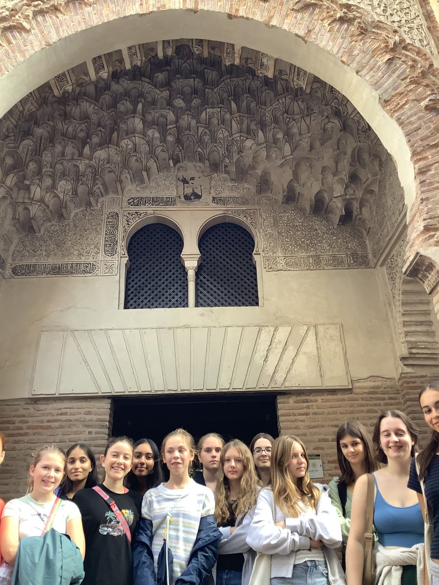 PutneyHighTrip's tweet photo. Yesterday we arrived in Granada! Our students enjoyed getting familiar with the area!
#Granada #PHSTrips https://t.co/DhNiXttL4c