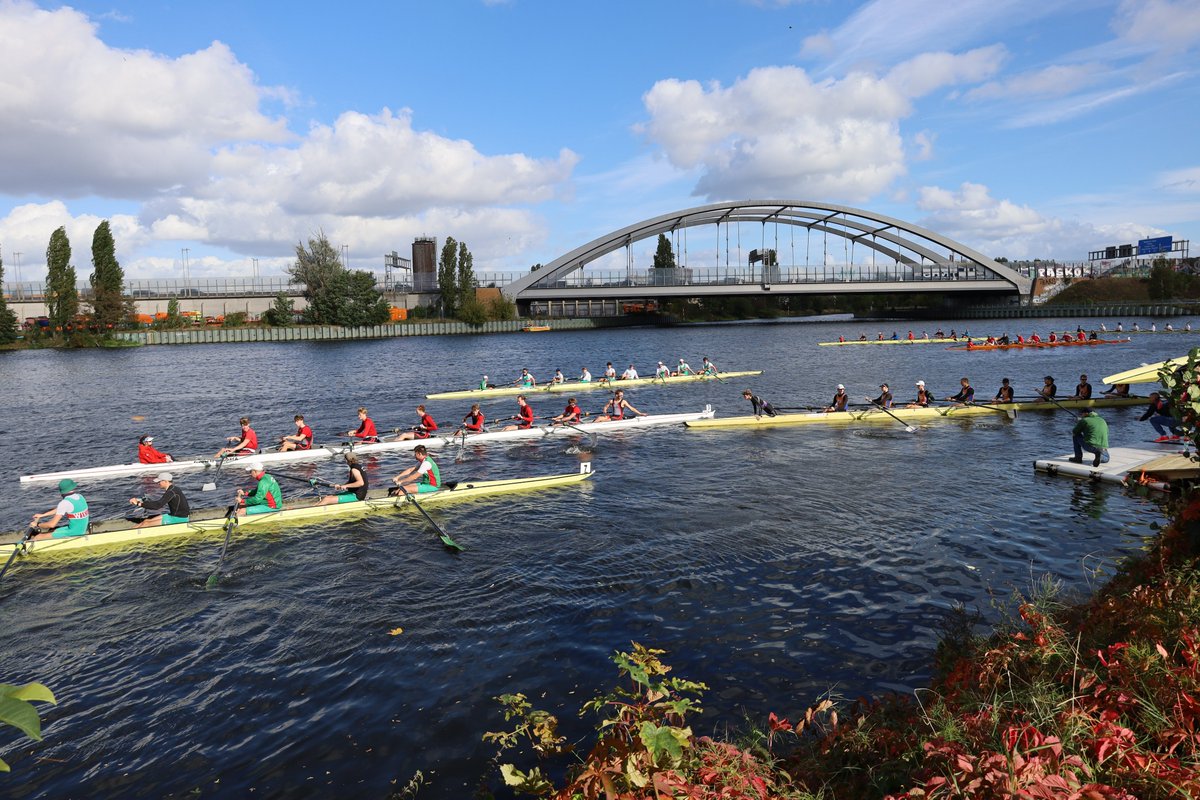 20. Neuköllner Ruderfestival mit 8-Rennen, Kids-Cup, Sternfahrt. Matthias Herrmann, Vors. der RG Wiking: „Danke, dass wir hier friedlich beieinander sein können. Wenn wir die Werte des Sports - fair+friedlich – auf die Politik übertragen könnten, wäre die Welt eine andere."