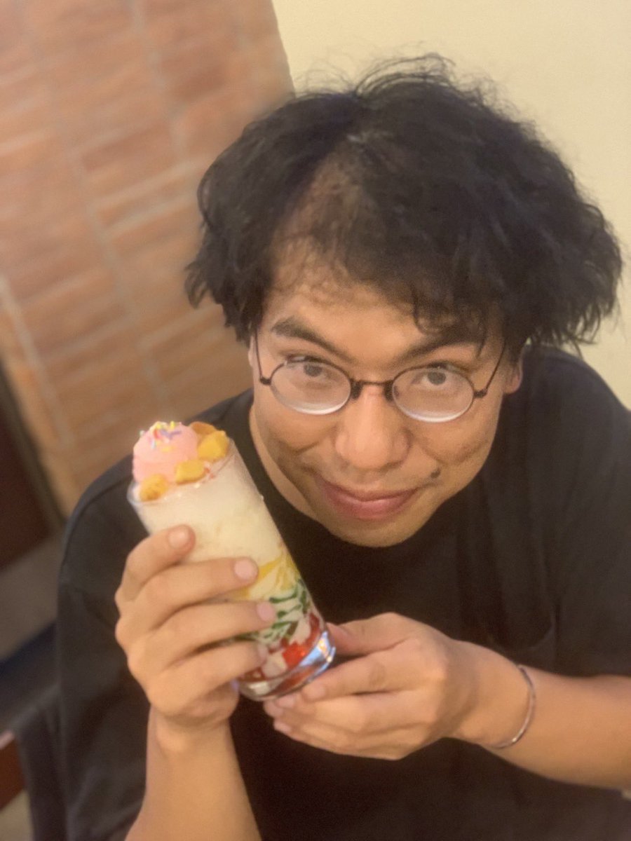 I am the【Not-So-Good-Looking-Guy-For-Rent】I provide entertainment during social events, dating practice for women who get nervous around good-looking men, fashion modeling of outfits for unconventional appearances and much more, anything you need a not-so-good-looking guy for!
