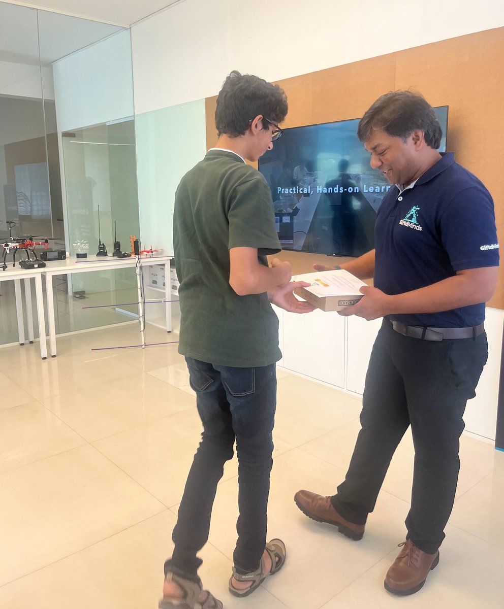 GiftdMinds™ tweet media