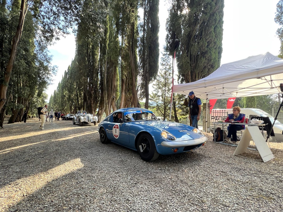 Julian Thomas tweet media