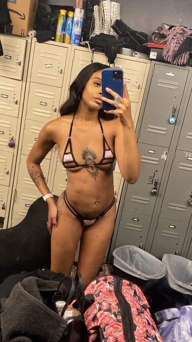 🌸 https://t.co/wPDS1kOFv1