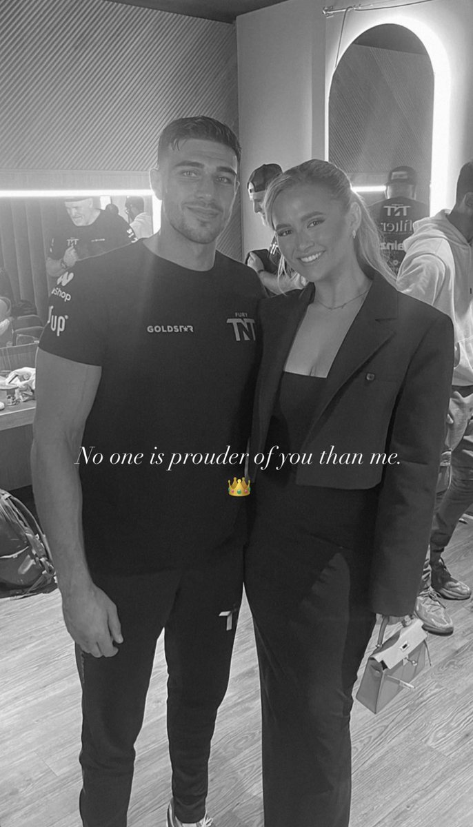 OfficialPLT's tweet image. Molly-Mae celebrating Tommy’s win 🥹👑 #KSIvsTommy