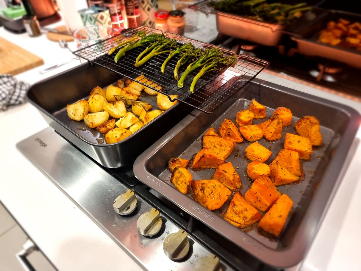 KayeCervin's tweet photo. Momma Kaye's Sunday Roast #roastpost https://t.co/3FsCOHT1LZ