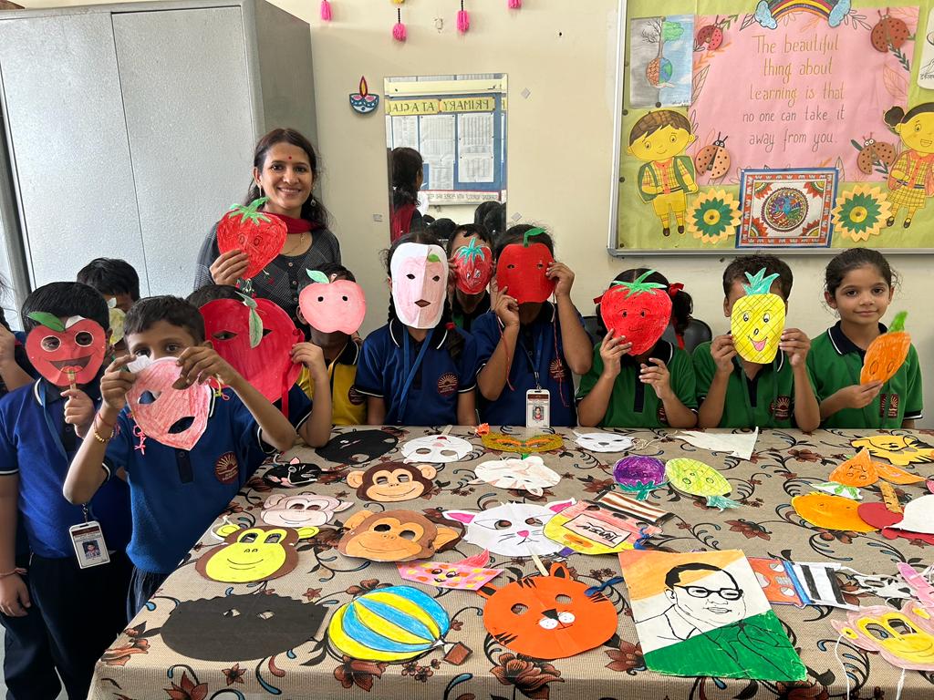 Kendriya31's tweet image. Mask Making Session under Project Innovation at #PMSHRI KV Sec. 31 Chd 
Thanks to @EduMinOfIndia  for picking this KV to be a #PMSHRI School. It’s a great opportunity to showcase the vision contained in #NEP2020. We are very excited and determined for the cause.@PMOIndia @KVS_HQ
