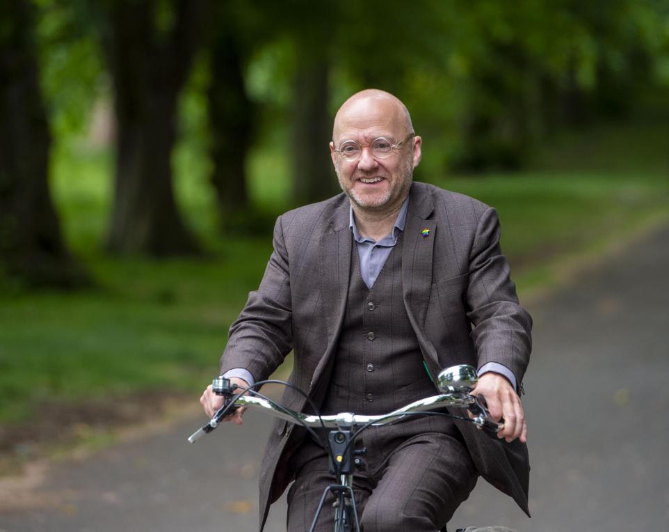 @mrdavidbol Scottish Greens co-leader @patrickharvie speaks to @NeilMackay for an in-depth interview They discuss Israel, trans rights, Kate Forbes, and independence Read more: heraldscotland.com/business_hq/23…