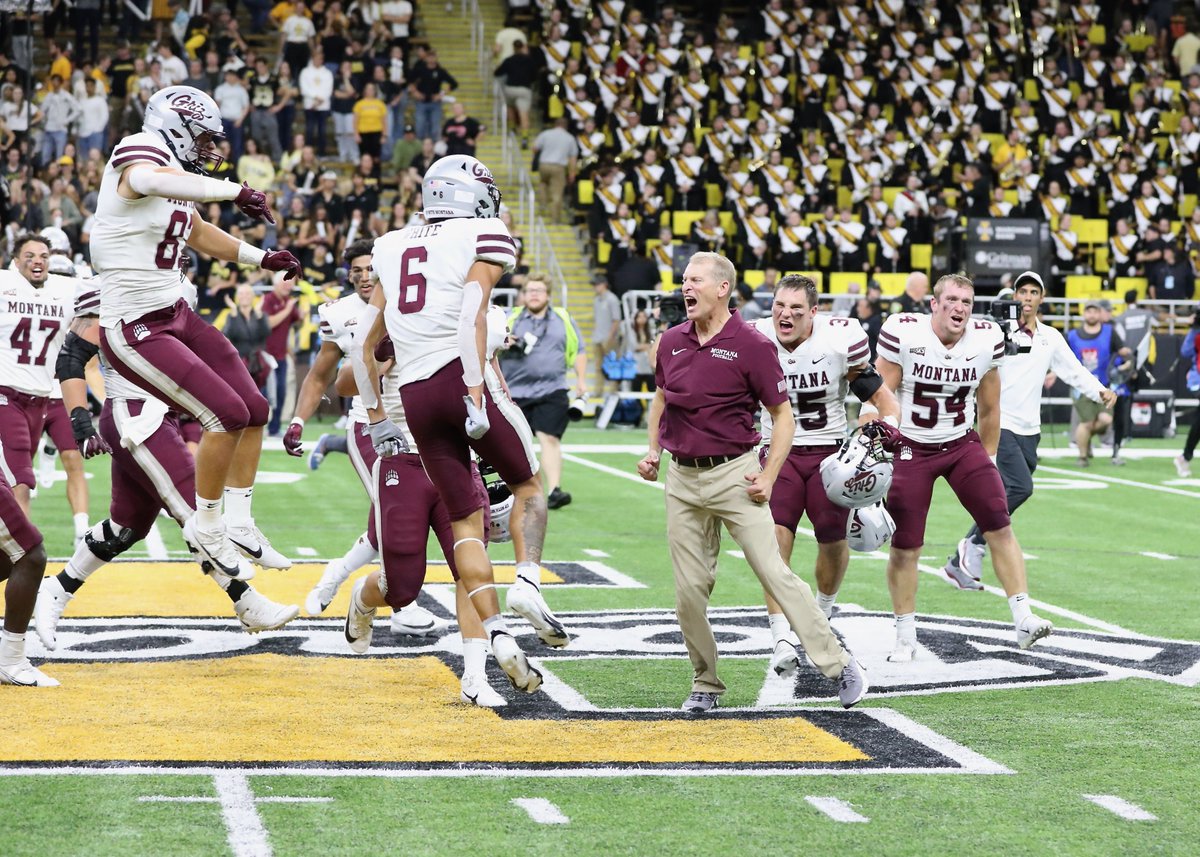 Sometimes, most times, a picture really does say 1,000 words. 

Helluva shot by <a href="/blakeahssports/">Blake Hempstead</a> of Bobby Hauck and his #GrizFB players, including <a href="/hillb32/">Braxton Hill</a> &amp; <a href="/JanacaroLevi/">Levi Janacaro</a> celebrating in the middle of the Kibbie Dome after Saturday's 23-21 win on national television #BigSkyFB