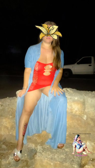 Support me and enjoy my exclusive photos on my https://t.co/VcMAG4tqbO https://t.co/xjYvCCV1oN