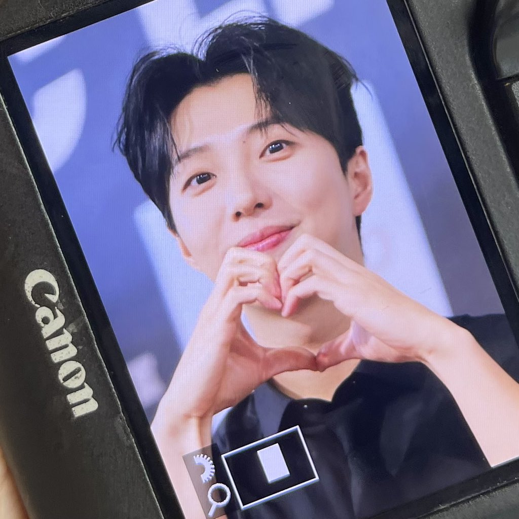 fate_forDH's tweet photo. 231015 ㅃㅃㅇ…

#멋진녀석들 #동휘 #DONGHWI #greatguys 
#김동현 @GreatGuys_twt https://t.co/jdH64Ddz0c