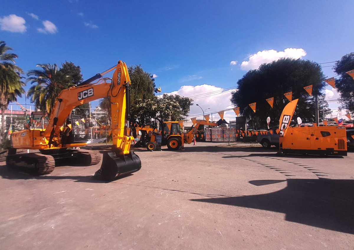 ethio_con's tweet photo. Companies and Brands that are show casing their Innovations, Products and Services at ETHIO-CON2023; International Construction Exhibition. 

Opens tomorrow till 04:00 PM

📍 Addis Abeba Exhibition Center
      
Organized by CCAE
🔗 https://t.co/OwKWnZb6Jw https://t.co/jhMl3D5Ip1