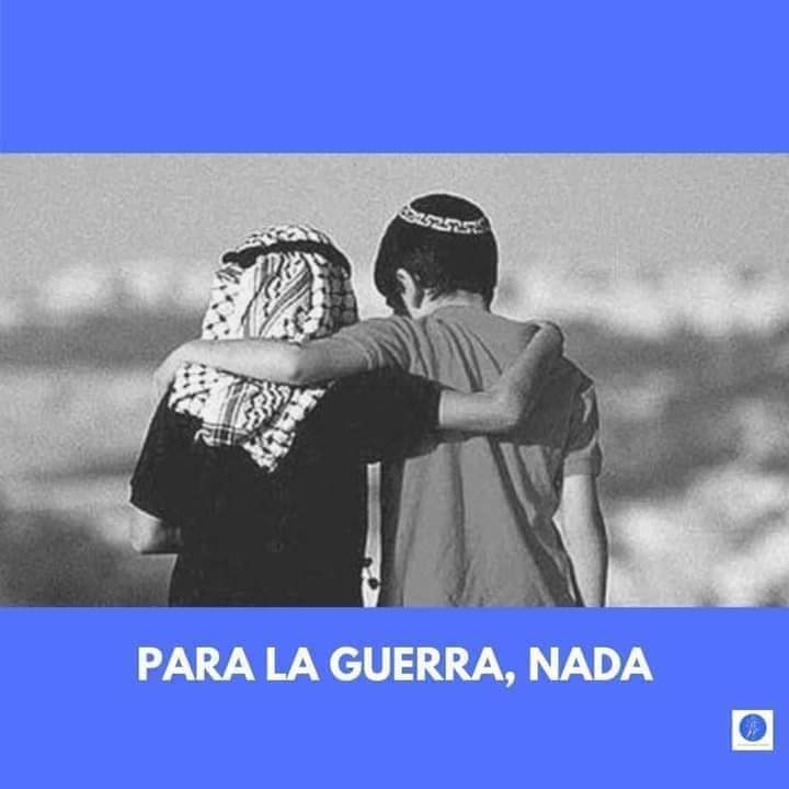 Duelen lo mismo todas las muertes. Todas las vidas valen lo mismo.
La masacre del pueblo palestino es silenciosa, sistemática y prolongada.
Hamás es un grupo terrorista y su acción una atrocidad.
La respuesta del gobierno de Netanyahu más horror 
Perderemos todas.
#NoEnMiNombre