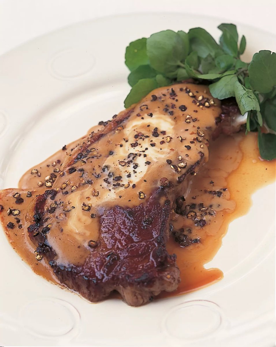 DeliaOnline's tweet photo. #recipeoftheday Entrecote Steak with Crème Fraîche and Cracked Pepper Sauce https://t.co/Jejtv8ujie This is a special supper dish for two people celebrating a birthday or anniversary or for those who just want a treat. #beefrecipes #recipesfortwo #easyrecipes #steak #homecook https://t.co/nB2HICxhrd