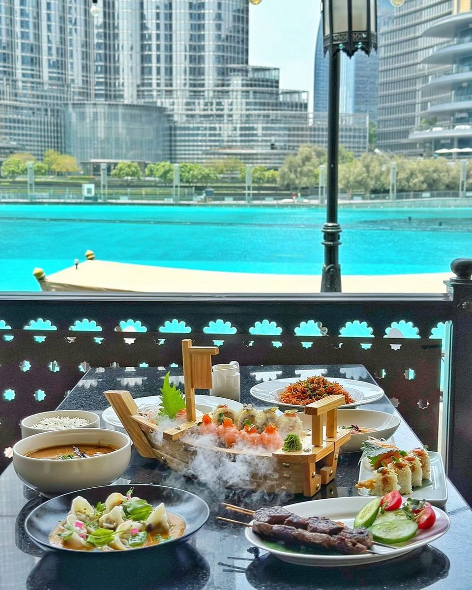 When your meal comes with a side of stunning, you know you're dining right! 😍
Spice up your life with a taste of India at Maison De Curry with uninterrupted views of the Dubai Fountain.
📸 IG/markmyworldblog
#VisitDubai