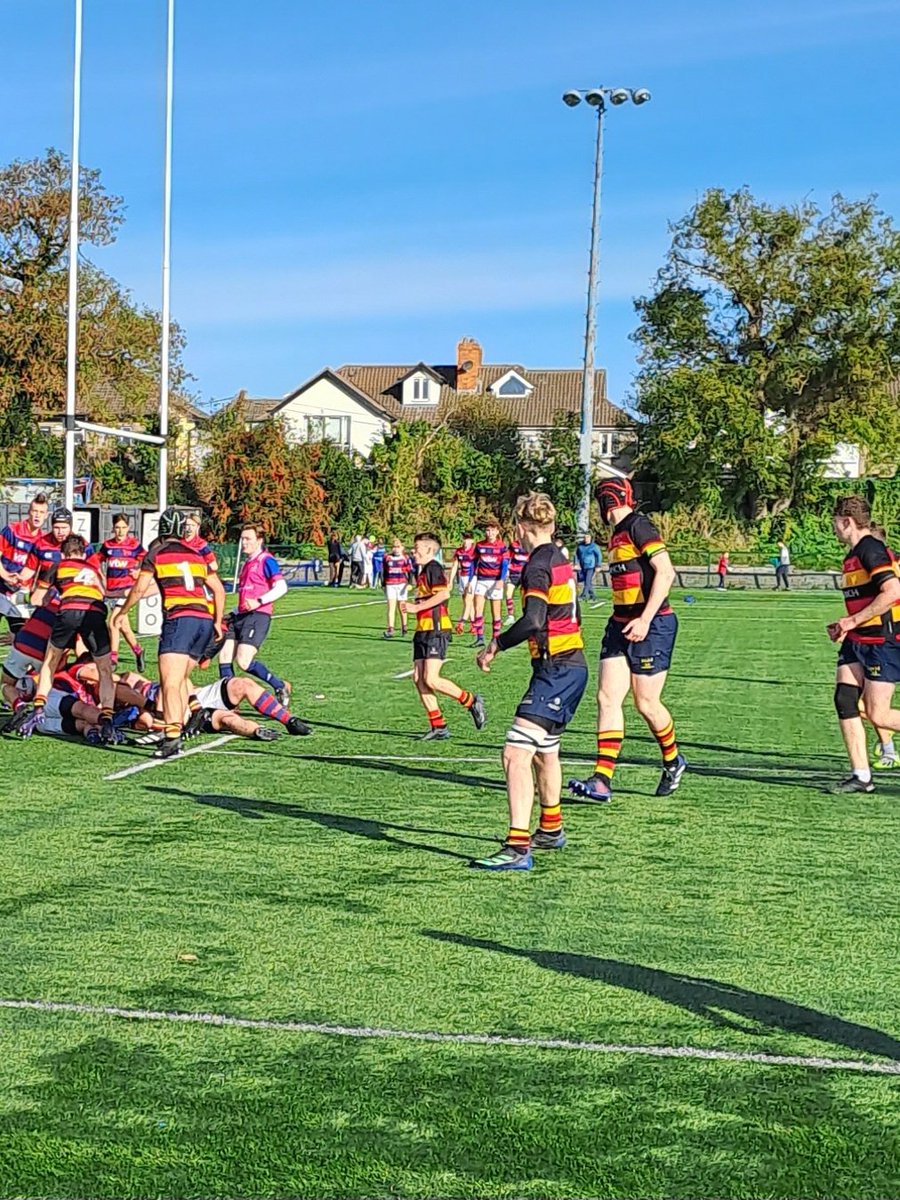 Brilliant game of rugby this morning. 
Well played @Leinster_Daniel holding up two of the clontar Trys over the Try line !! 
 @LansdowneFC U16 66 v @ClontarfRugby U16 10 👏