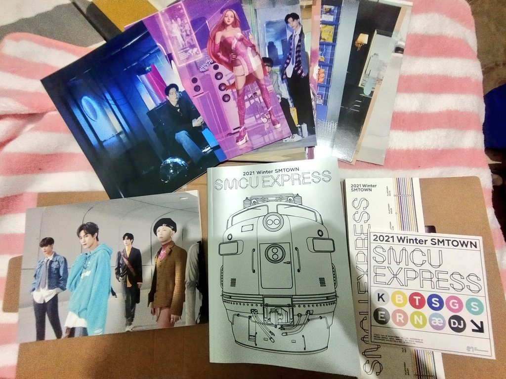 KStanShopPH's tweet photo. WTS LFB PH ONHAND

2021 WINTER SMTOWN SMCU EXPRESS UNSEALED ALBUM BUT COMPLETE INCLUSIONS

₱800.00 (complete inclusions with 2 pcs)

- orig price: 1250
- with pcs pa yan binuksan lang talaga, complete posters too💗
- onhand and ready to ship
- gcash payment
- mine/dm to avail https://t.co/47x82203MR