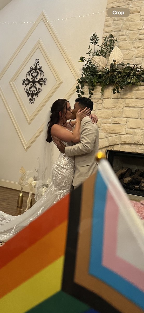 UD Makeoutz tweet media