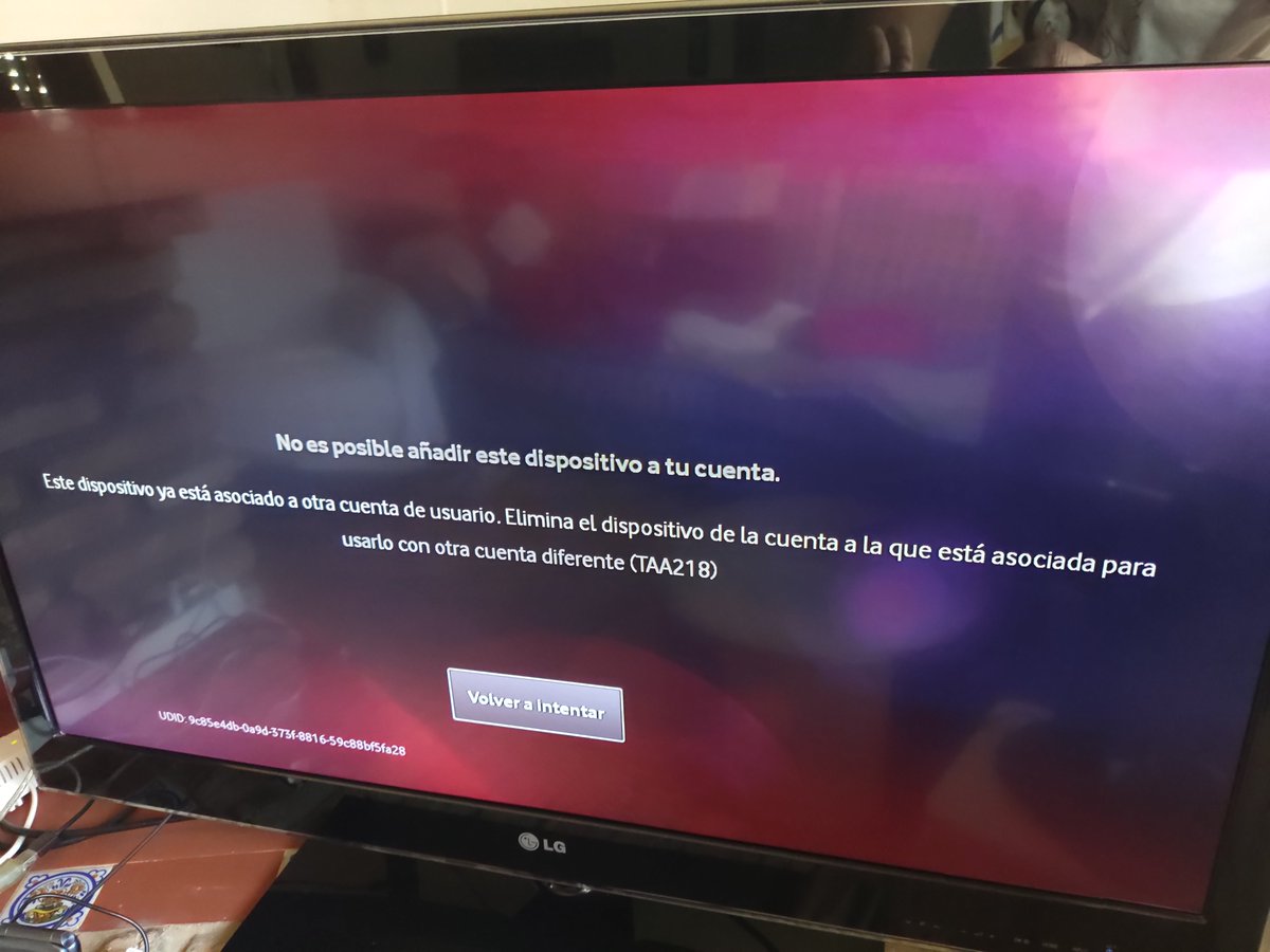 draco270's tweet photo. @vodafone_es quiero poner mi nueva cuenta Vodafone en mi firetv y me dice esto?? 
Que más da que ya tuviera otro usuario, ahora lo quiero en este y no puedo acceder al anterior para quitar nada!! https://t.co/rpcXzxzFHr