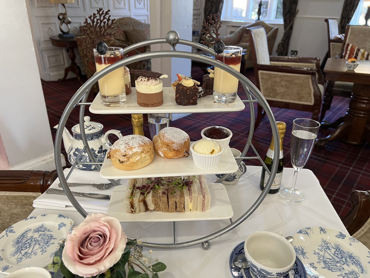 Afternoon tea in #CBHH choose if dainty cakes, delicious sandwiches and warm scones topped off with bubbles and English Breakfast tea! What more can you ask for on a beautiful Sunday afternoon