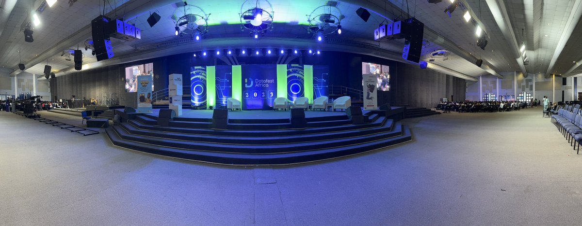 ManLikeSIQ's tweet photo. Summary of #DatafestAfrica2023
Facts & cruise
1. It was everything entertaining and educating. All sessions were power packed. Hits back to back. Shout-out to all the fantastic speakers 👏👏 https://t.co/nugLAtN0Ew