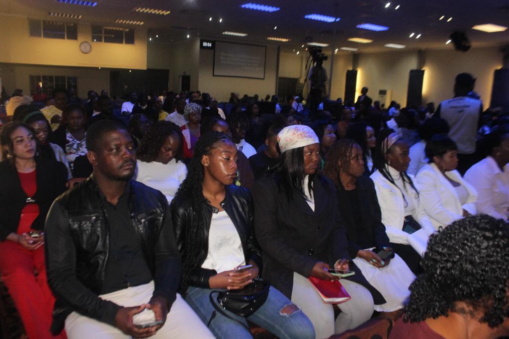 gracehousetwit's tweet photo. ”Success is obedience at God’s pace. Trust God and trust His timing.”(Prov.3:5-6)#TroublesDontLast ..2day @GraceHouse.. outstanding testimonies, prophetic message, great worship..! What a mighty God we serve!#GHFCservice #iWillTestify https://t.co/4sppEFotDy