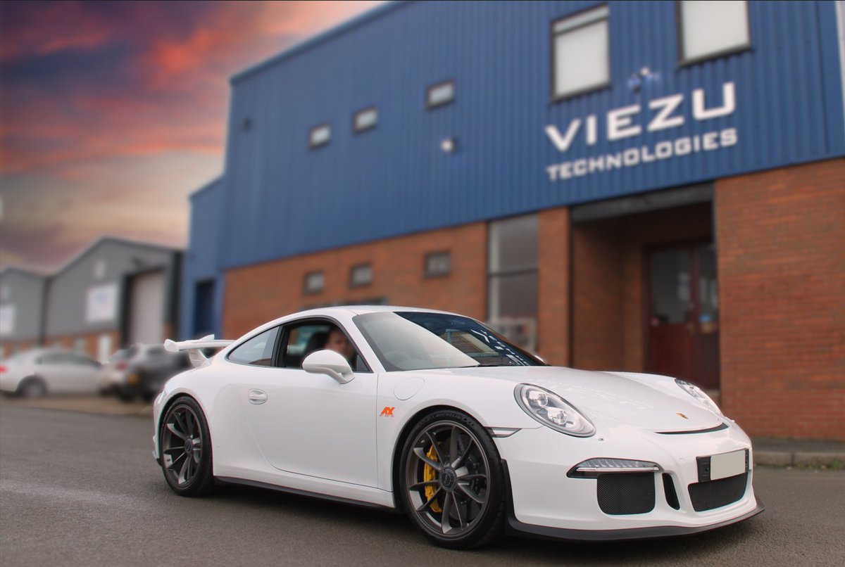 ViezuTech's tweet photo. This #SupercarSunday we bring you this track weapon, the Porsche GT3.  This one came to us for some performance upgrades and what a beast it is!

#viezu #viezutuning #poweroutput #carupgrades #performancetuning #ecutuning #ecuremapping #performancemap
#Supercar #Sunday https://t.co/PaM0RxK4QD
