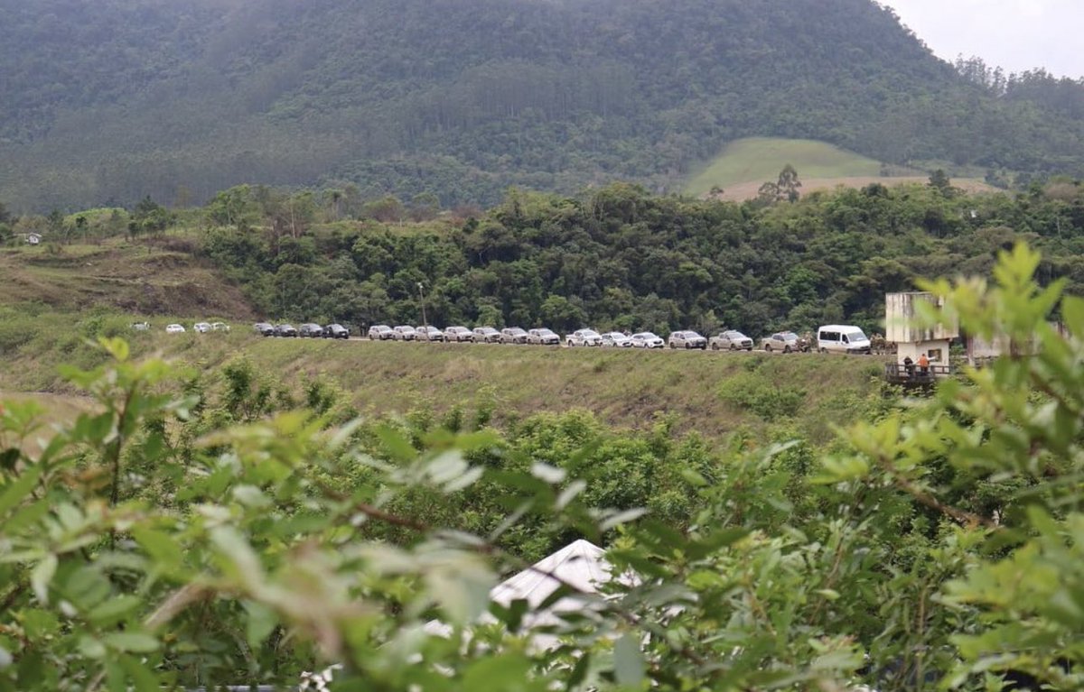 ⚠️⚠️⚠️ ACONTECENDO AGORA NA BARRAGEM NORTE ⚠️⚠️⚠️

Bom dia, Santa Catarina. 

E assim fomos acordados no dia de hoje, em nosso Território. 

Governo de <a href="/jorginhomello/">Jorginho Mello</a> descumpre acordos e envia PM em peso, incluindo helicóptero, para nos intimidar, especialmente neste momento que+