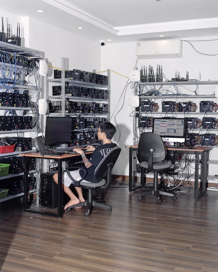 My latest book ‘Beggar’s Honey’ is available to pre-order. 

The project looks at Click-Farms, an industry designed to manipulate followers/likes/comments on social media’s. 

Distributed by <a href="/setantabooks/">Setanta Books</a>