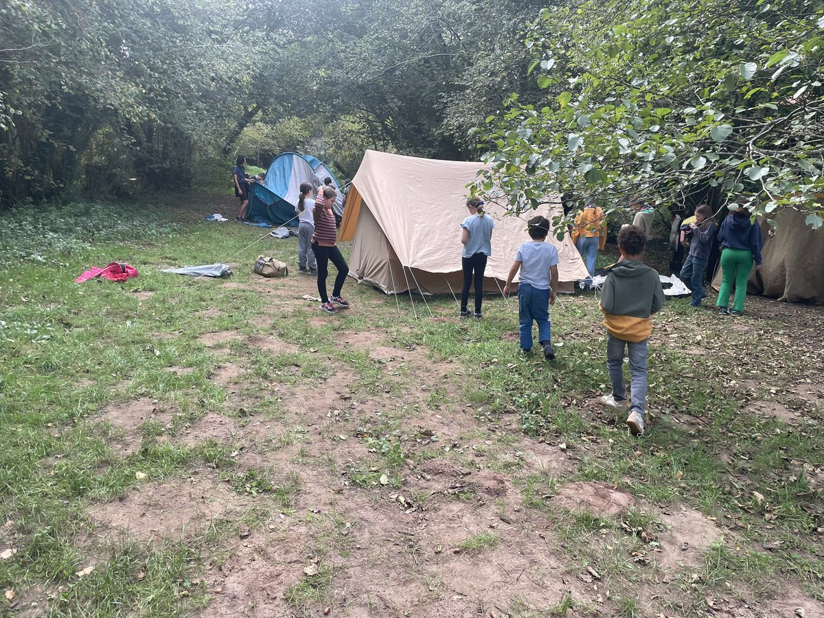 EEDF_merignac's tweet photo. Deuxième week-end de l’année avec nos jeunes.
Après une APL à Merignac pour faire le bilan de l’année et parler de l’avenir, nous sommes parti•es pour deux jours à la Base SGDF de la Mouline pour notre week-end passage.
#scouts #laiques #eedf
@EEDF_officiel https://t.co/c4UkCmiuLb