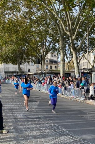 DSDEN79's tweet photo. 👏 aux 2 000 écoliers et collégiens qui ont participé à la #CouléeVerte ce matin. 💪 🏃‍♀️🏃
@v_guggiari @BndicteRobert @acpoitiers https://t.co/cMEHJ9jGzm