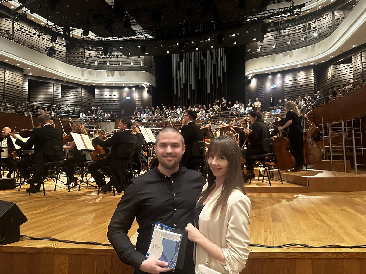 herbu800's tweet photo. #finalsymphonycontest
@FinalFantasy @GameMusicFestiv @vgmconcerts @NFM_Wro
My favourite music from all FF Series is Ending Theme from FFX. It combines iconic themes - „To Zanarkand” and „Hymn of the Faith” in a way which beautifully shows burst of emotions from the game ending. https://t.co/pQSjBHRqeN